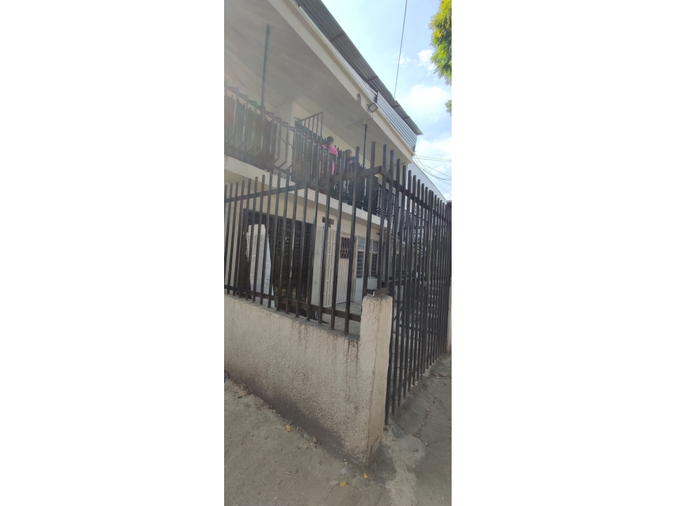 CASA ESQUINERA EN VENTA EL JARDÍN IDEAL PARA INVERSIÓN DC 10223154 — foto 2