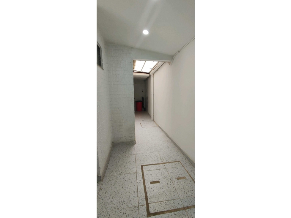 APARTAMENTO EN VENTA EN VALLE DEL LILI 1ER PISO CON PATIO DC 10223159 — foto 4