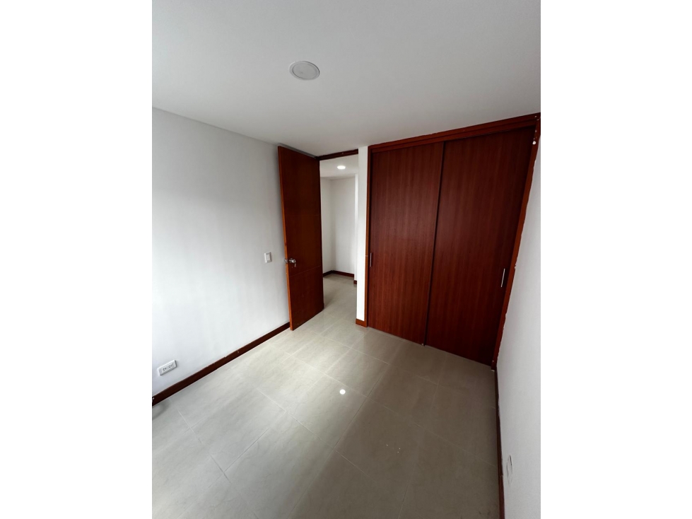 SE VENDE APARTAMENTO EN ITAGUI, PARQUES DE SANTA CATALINA — foto 3