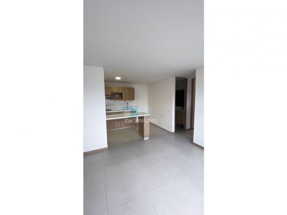 SE VENDE APARTAMENTO EN SURAMERICA, UNIDAD ENTRE HOJAS