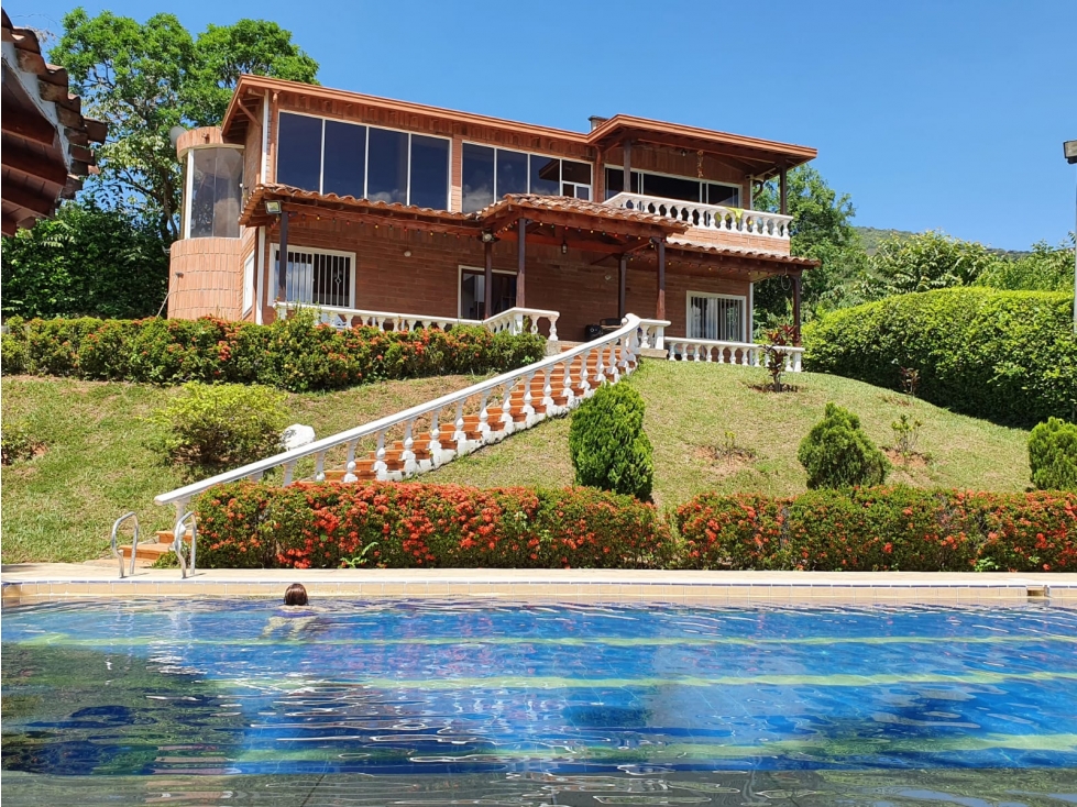 SE VENDE FINCA EN SAN JERONIMO