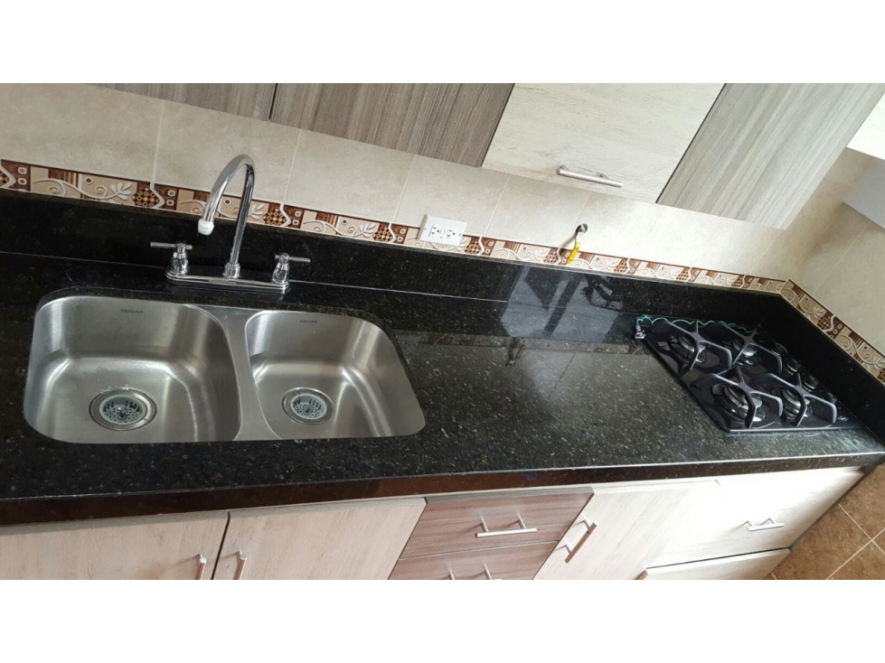 SE VENDE APARTAMENTO EN ENVIGADO URB PALMERAS 2