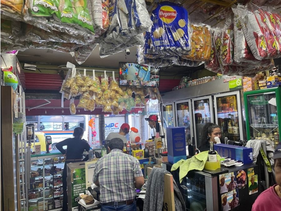 SE VENDE LOCAL CON BODEGA Y APARTAMENTO CENTRO DE ENVIGADO — foto 5