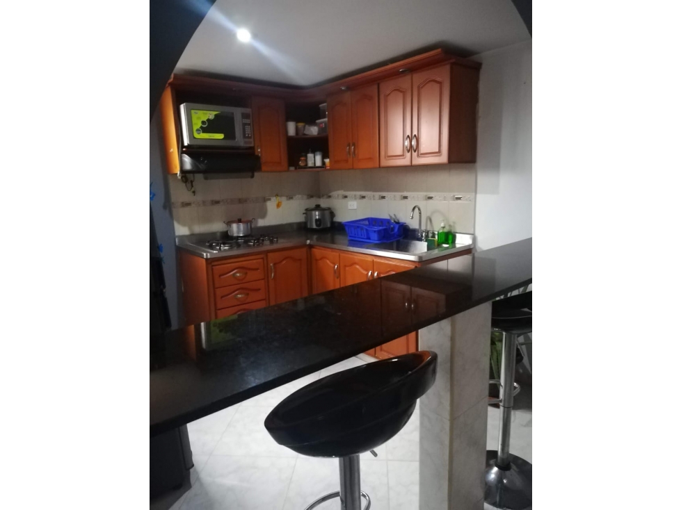 SE VENDE CASA 3 PISOS EN BARRIO BARICHARA, SAN ANTONIO DE PRADO — foto 3
