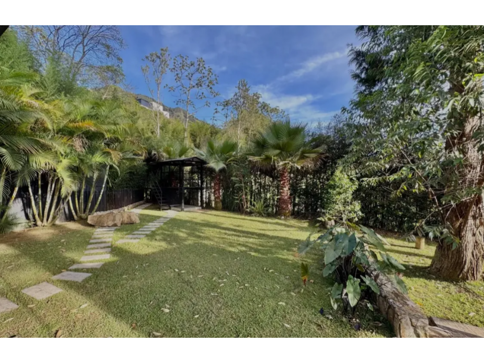 SE VENDE CASA MODERNA DE LUJO EN PARCELACIÓN EXCLUSIVA EL POBLADO — foto 4
