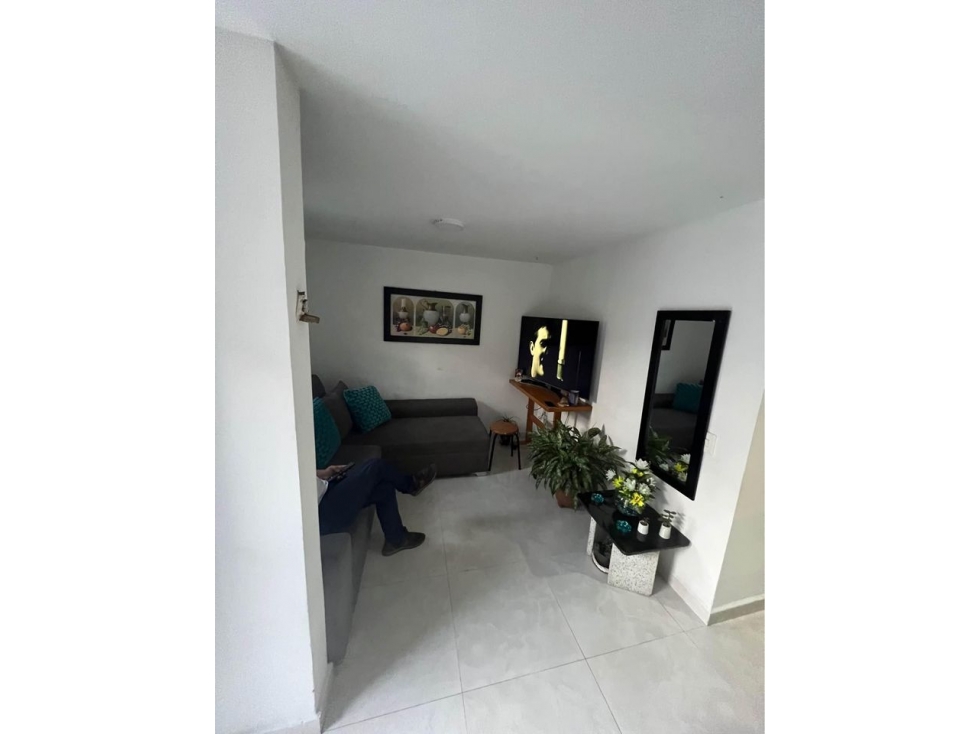 SE VENDE O PERMUTA CASA EN ITAGUI BALCONES DE SEVILLA — foto 2