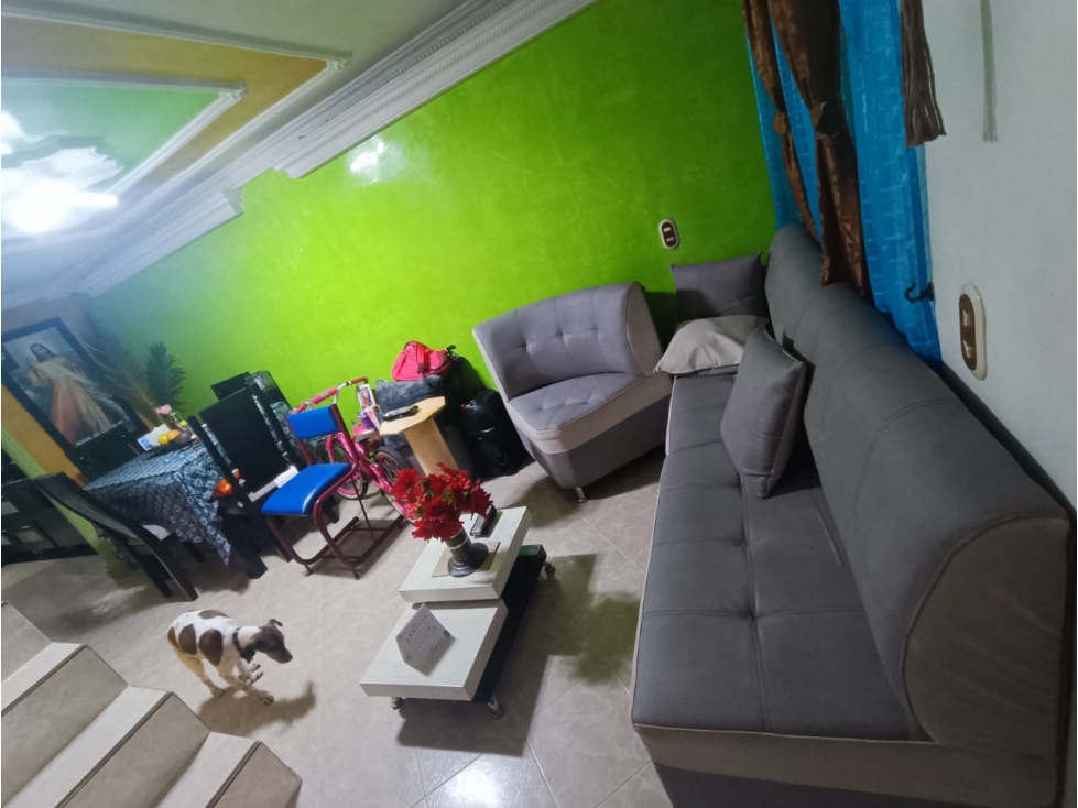 SE VENDE CASA EN BELLO BARRIO FLORIDA. !PRIMER PISO! — foto 5