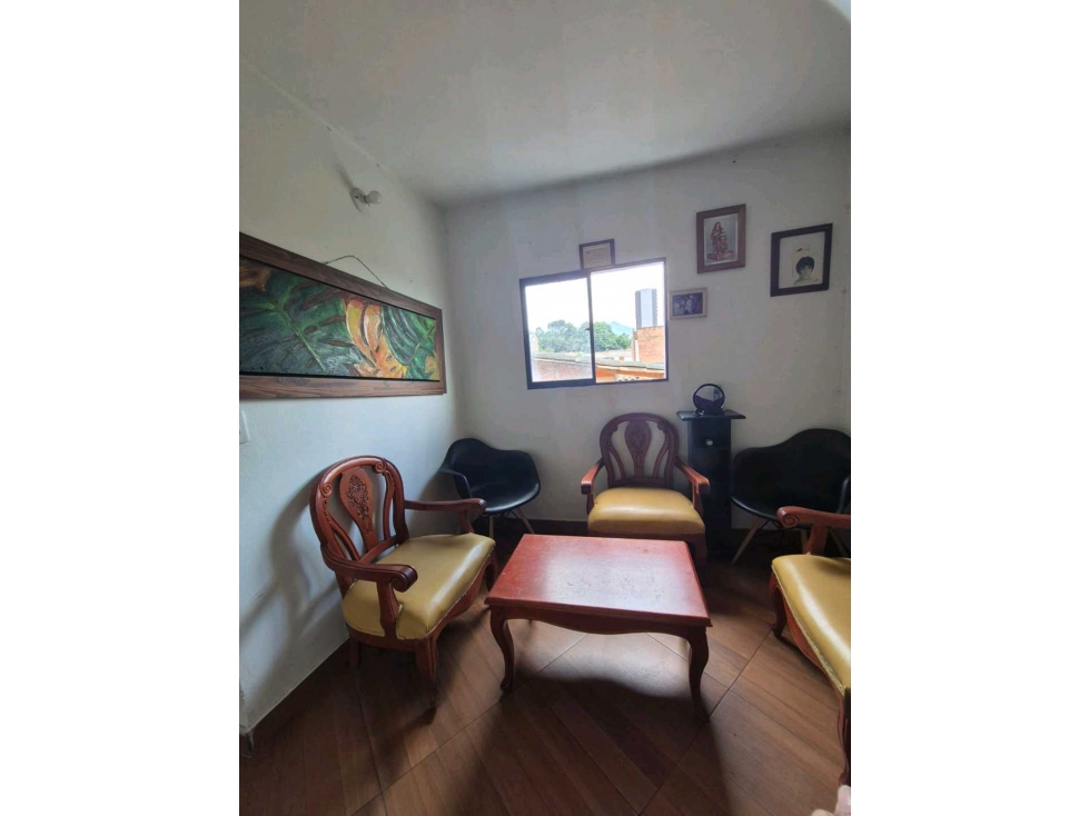 SE VENDE CASA UNIFAMILIAR EN LA ESTRELLA, BARRIO SAN CAYETANO — foto 2