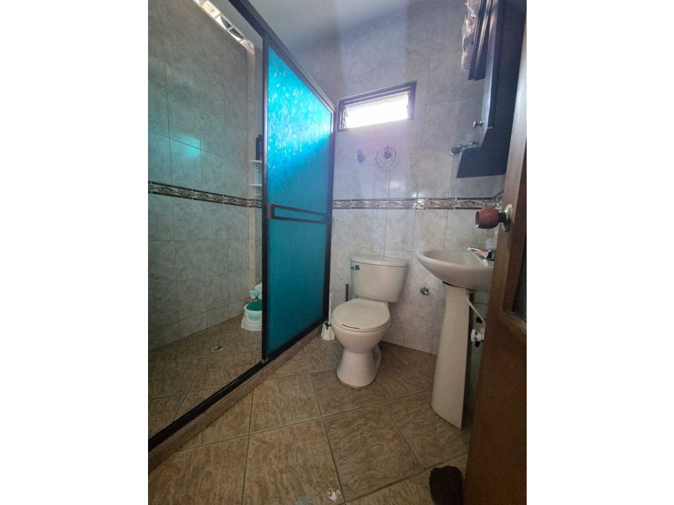 SE VENDE CASA UNIFAMILIAR EN LA ESTRELLA, BARRIO SAN CAYETANO — foto 6
