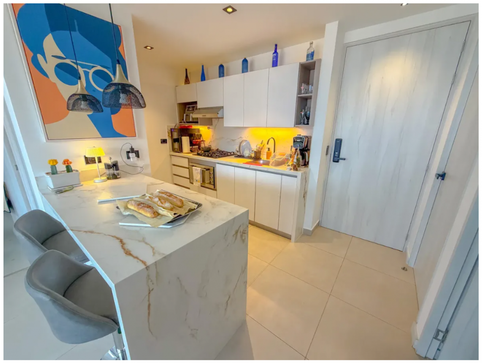 SE VENDE APARTAMENTO NUEVO EN CASTROPOL EL POBLADO — foto 3