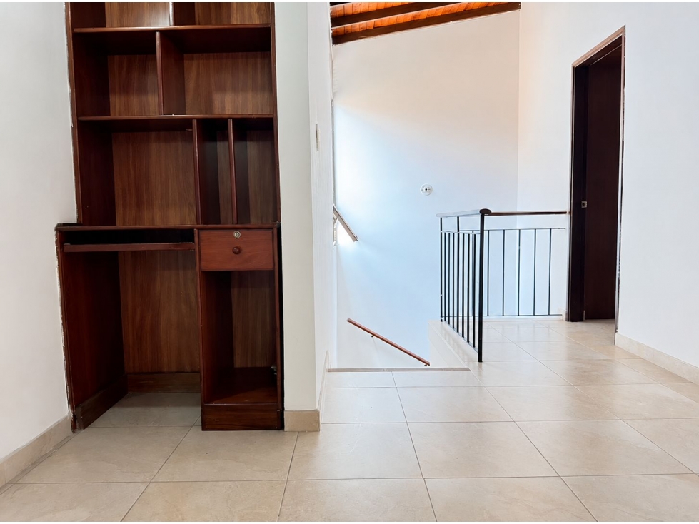 SE VENDE APARTAMENTO EN LAURELES MEDELLÍN — foto 5