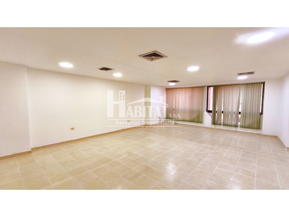 Oficina en arriendo, Edificio Centro Ejecutivo, Santa Marta Magdalena