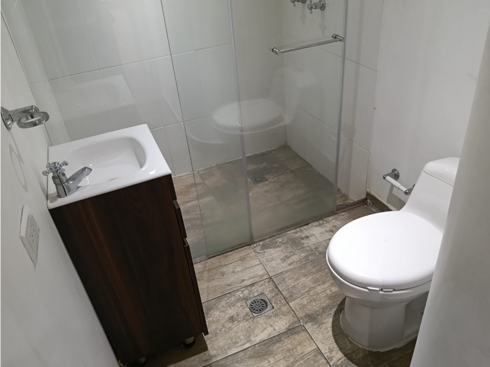 Venta Apartamento para remodelar en sector Suramericana. Medellin (C) — foto 6