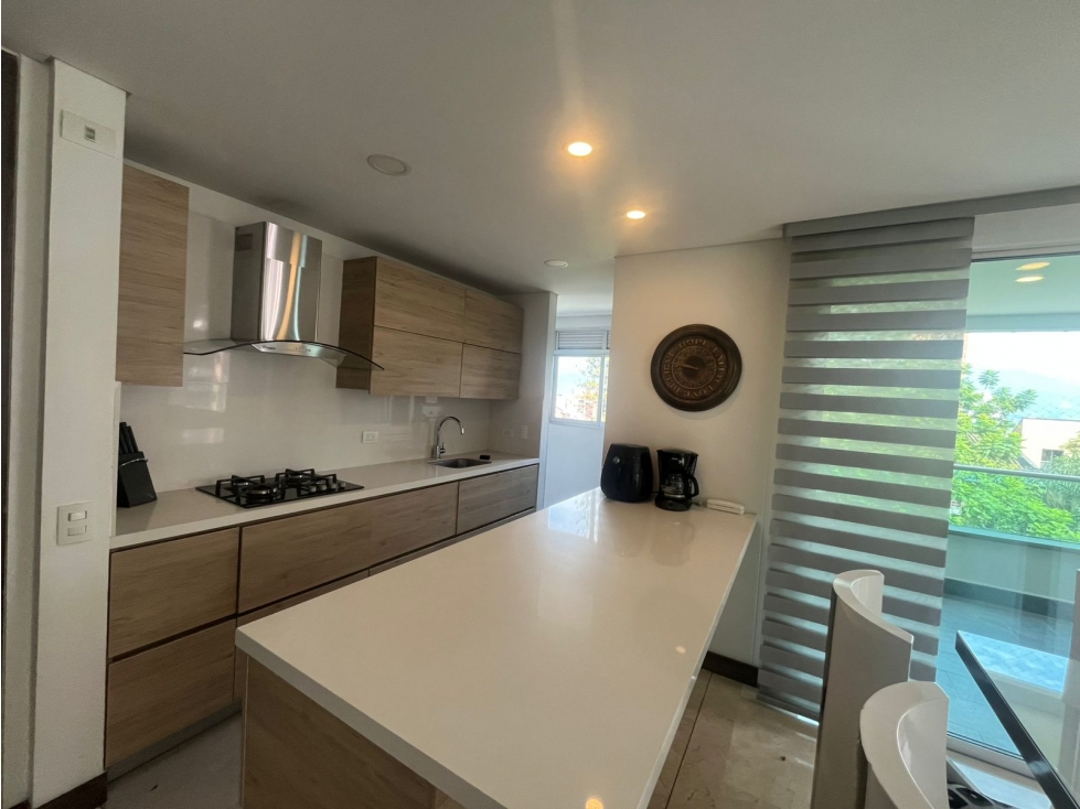Venta Apartamento en Loma de Los Parra, El Poblado. Medellin — foto 2