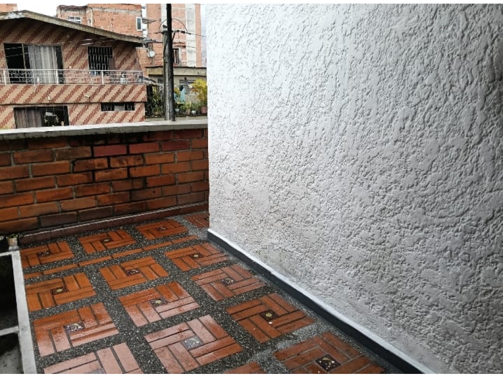Venta Apartamento piso 3 Ph en La Milagrosa. Medellin — foto 5