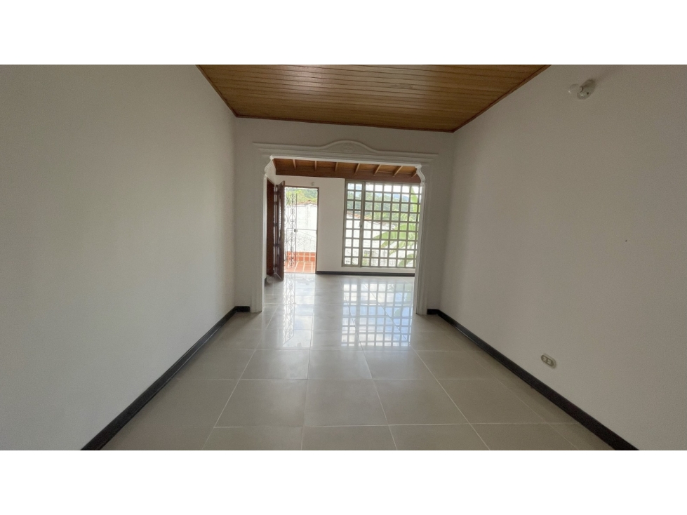 Venta Casa Independiente en La Loma del Chocho, Envigado. Antioquia — foto 6