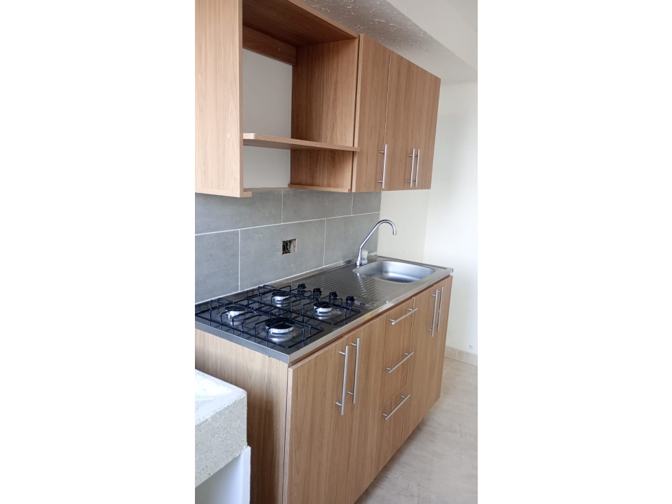 Venta Apartamento en Ciudad Jardín en La Estrella. Antioquia — foto 5