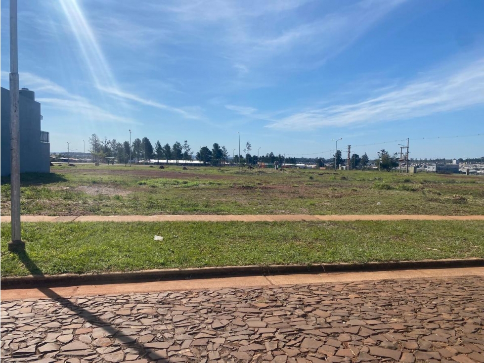 VENDO VENDO EXCELENTE TERRENO EN ITAEMBE GUAZU - POS MISIONES - 3