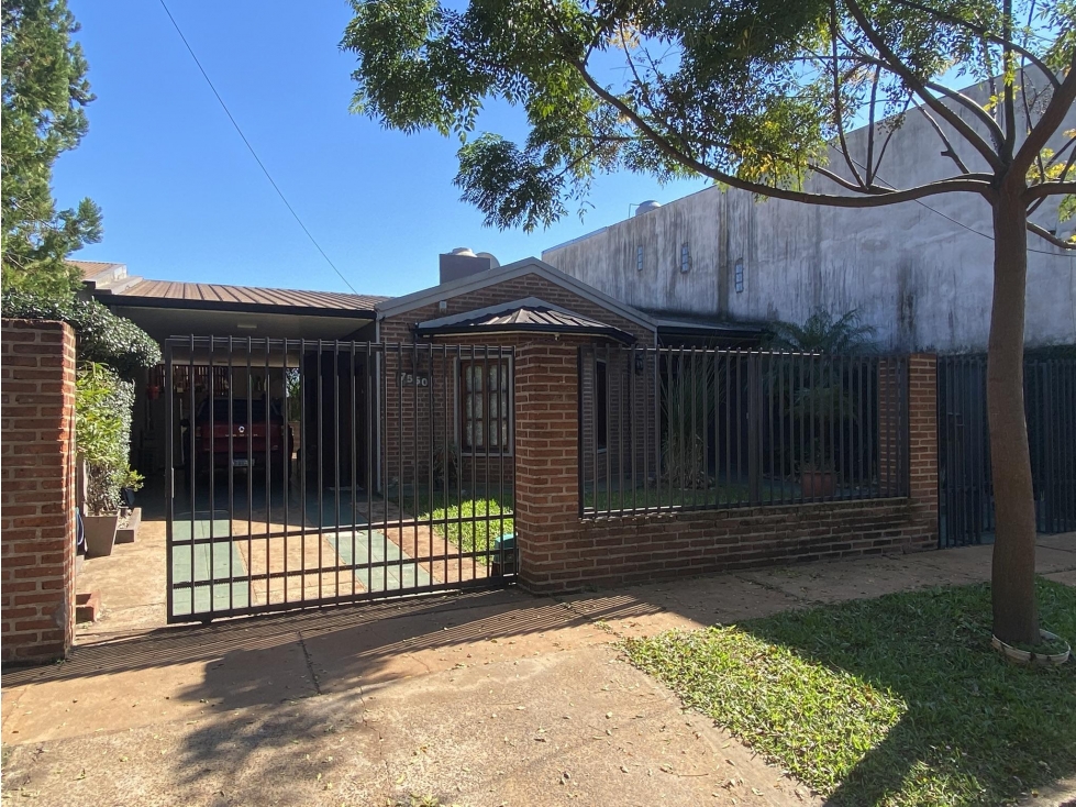 VENDO HERMOSA CASA APTA CRÉDITO HIPOTECARIO EN BARRIO LOS NARANJOS - 1