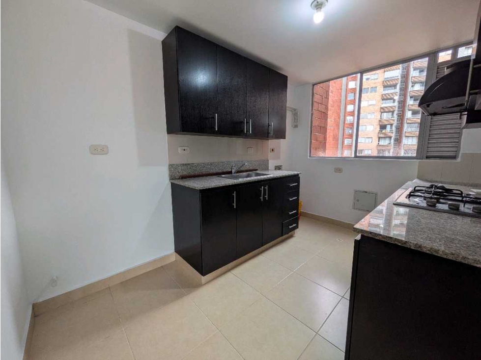 APARTAMENTO MUY COMERCIAL EN CAMINO VERDE PRECIO DE OPORTUNIDAD — foto 6