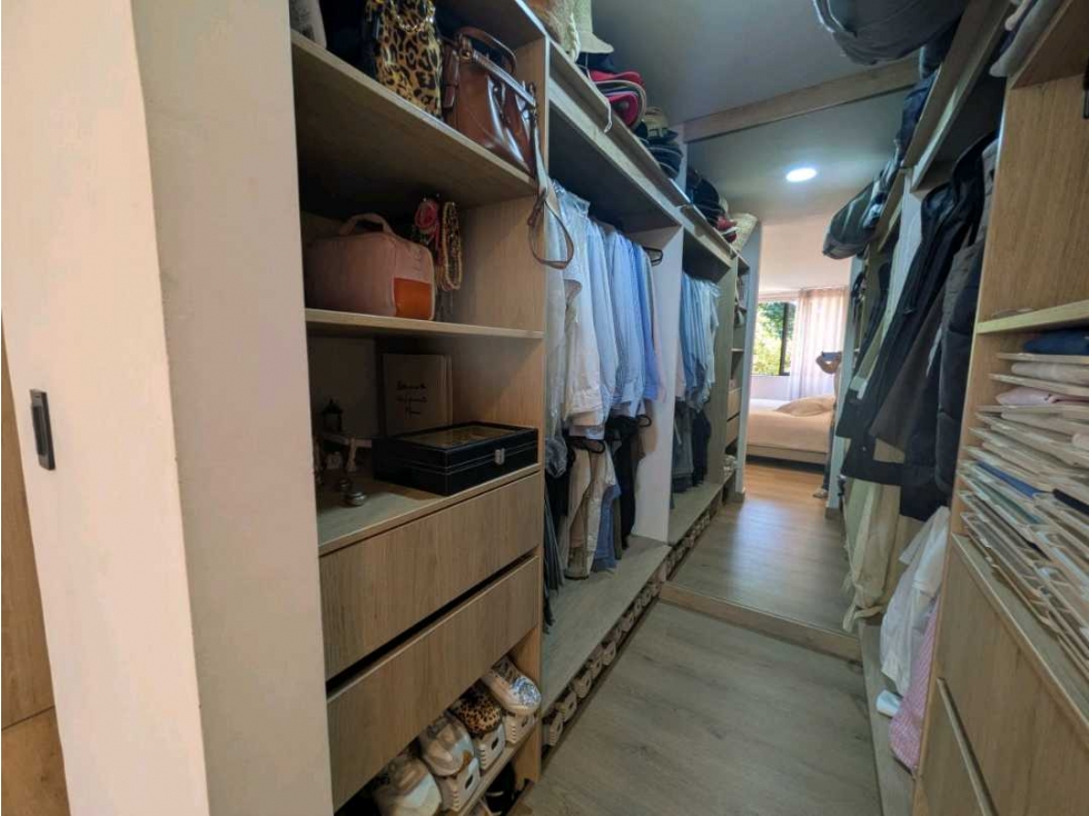 APARTAMENTO 100% REMODELADO PARTE PLANA POBLADO — foto 5