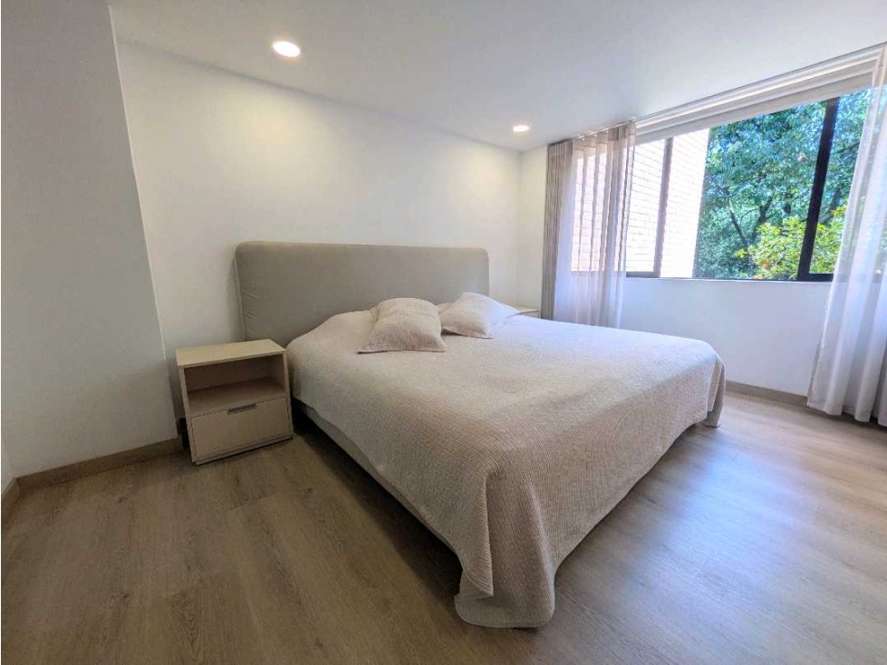 APARTAMENTO 100% REMODELADO PARTE PLANA POBLADO — foto 6