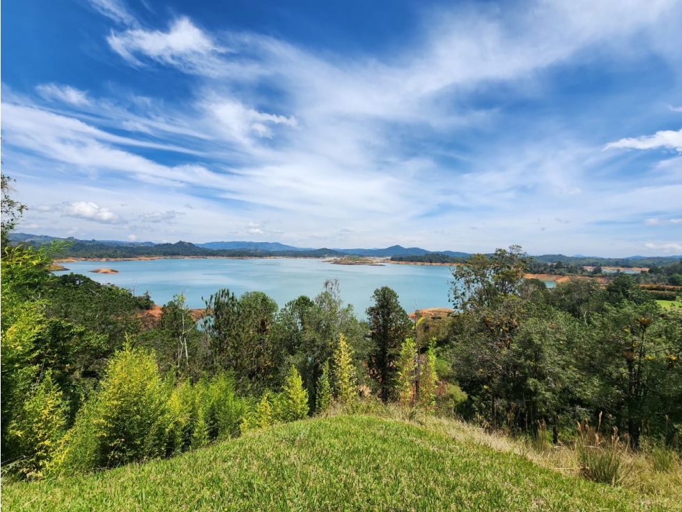 Lote para la venta en Guatapé, Antioquia