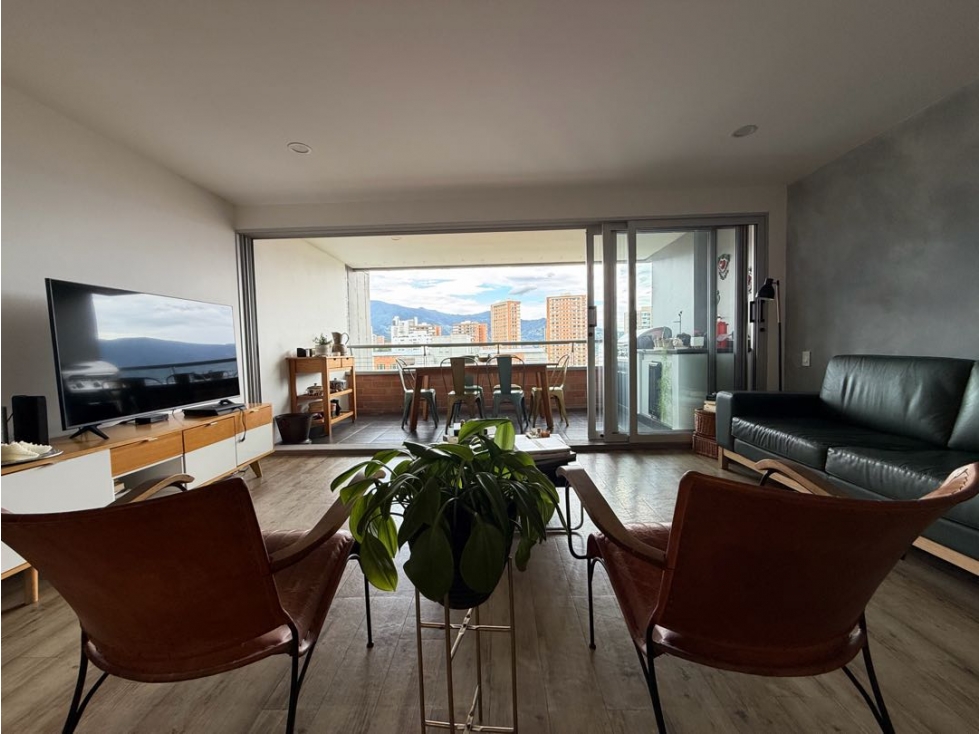 Venta de apartamento, via Linares con los Balsos, Poblado — foto 2