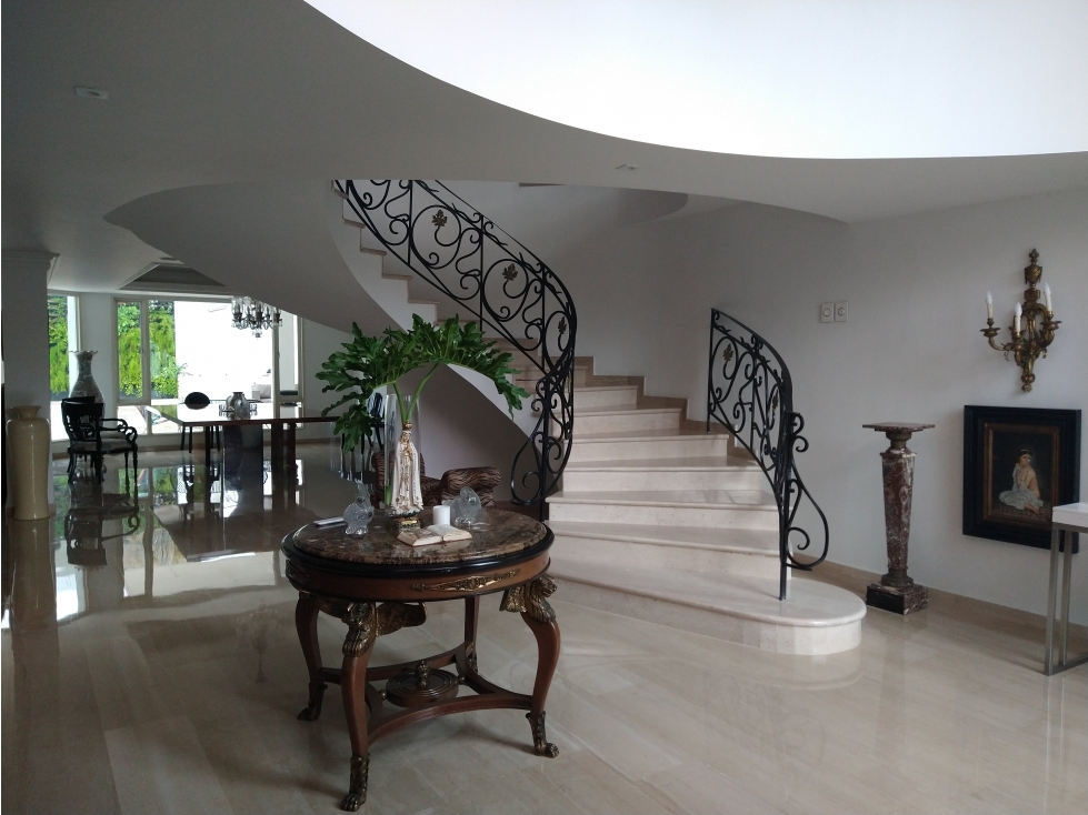 CASA EN ARRIENDO SECTOR RIOMAR — foto 3