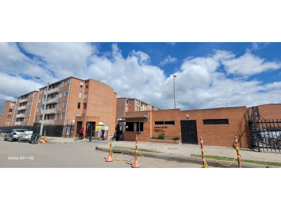 APARTAMENTO EN VENTA Caminos De Sie 3