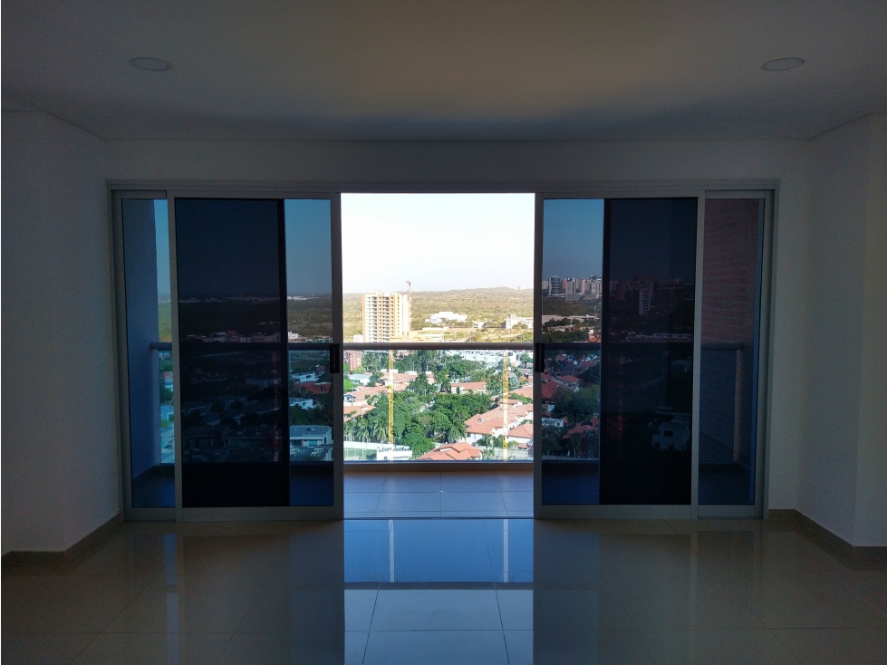 APARTAMENTO EN MEDITERRANEAN TOWERS — foto 5