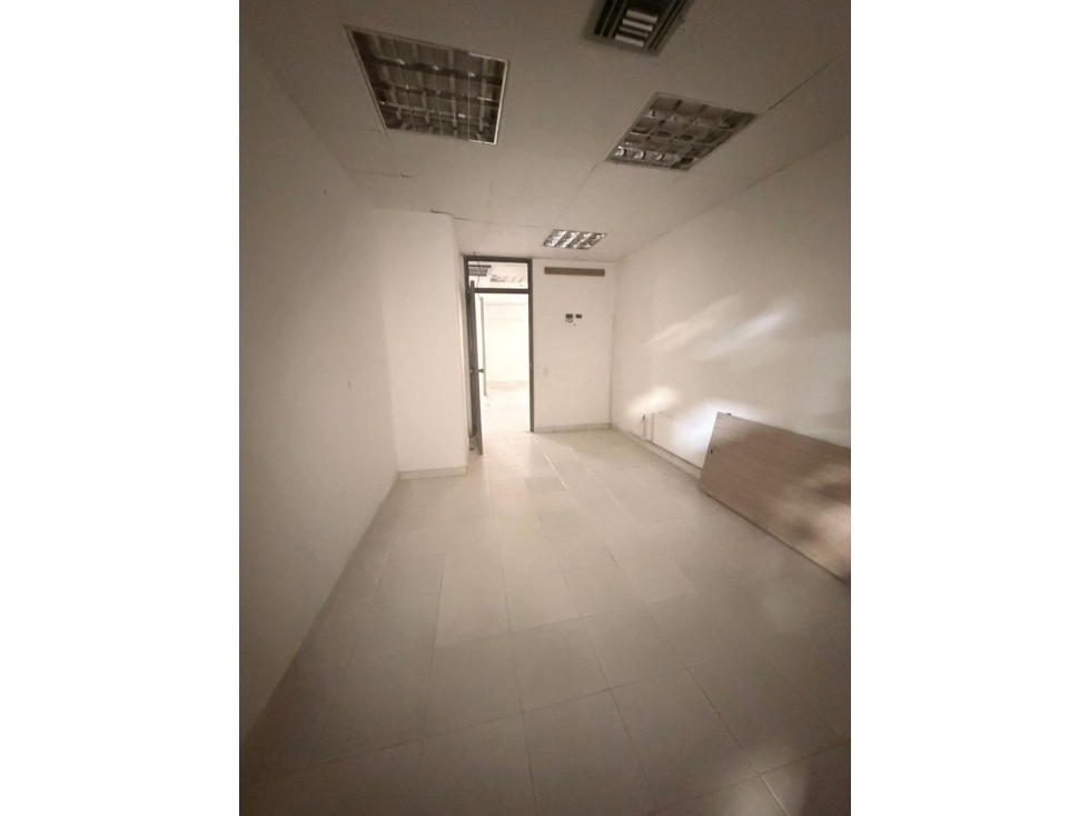 ALQUILER DE BODEGA EN VIA 40 EL PRADO - BARRANQUILLA