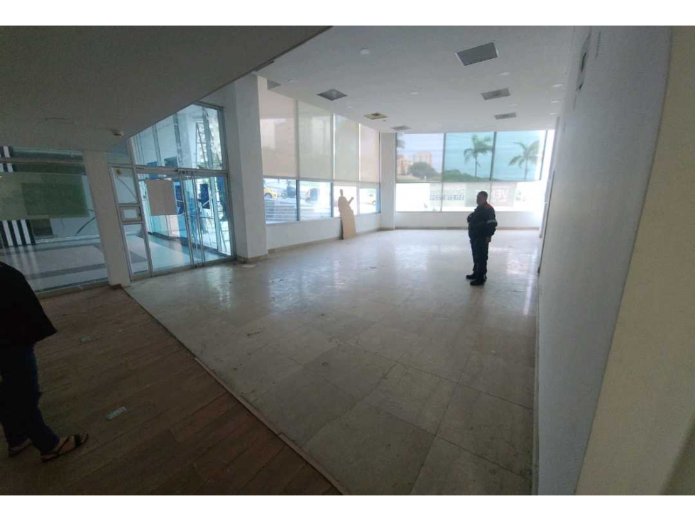 VENTA DE LOCAL COMERCIAL EN MIRAMAR - BARRANQUILLA
