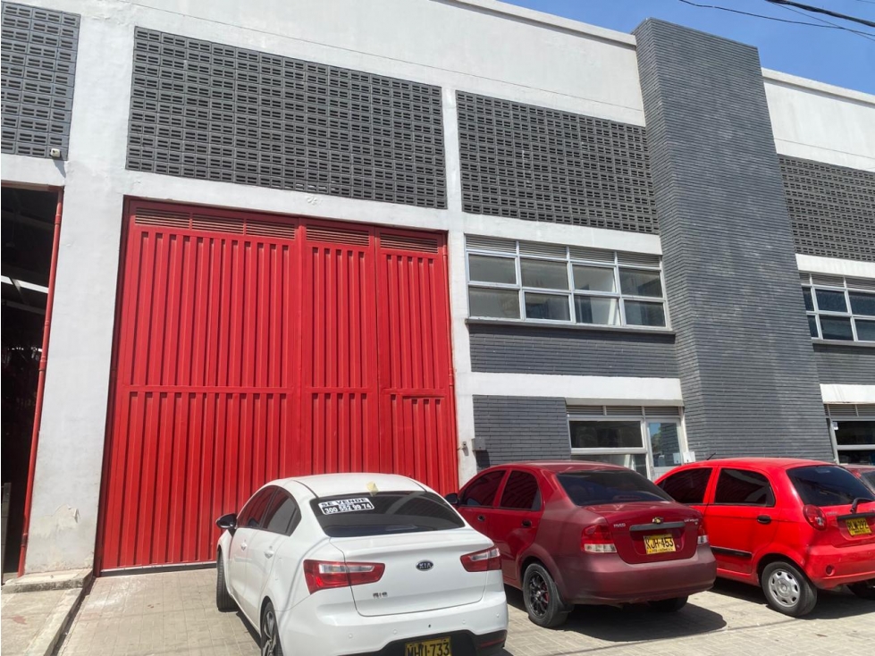 ARRIENDO BODEGA SECTOR CIRCUNVALAR, BARRANQUILLA