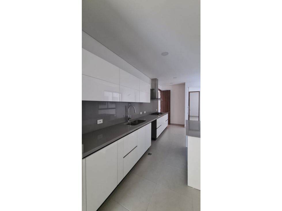 APARTAMENTO EN VENTA EDIFICIO TORRES DE DILUGANO — foto 2