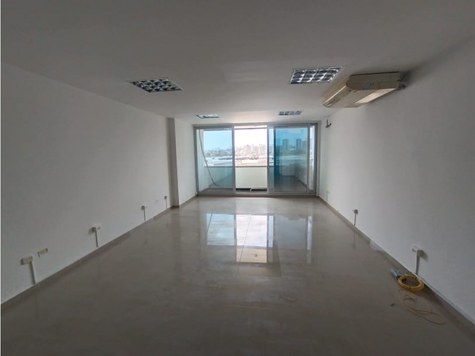 ALQUILER DE OFICINA LA CONCEPCION VIA 40 - BARRANQUILLA — foto 3