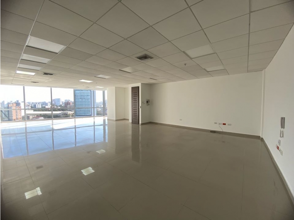 VENTA DE OFICINA EN EL COUNTRY - BARRANQUILLA — foto 2