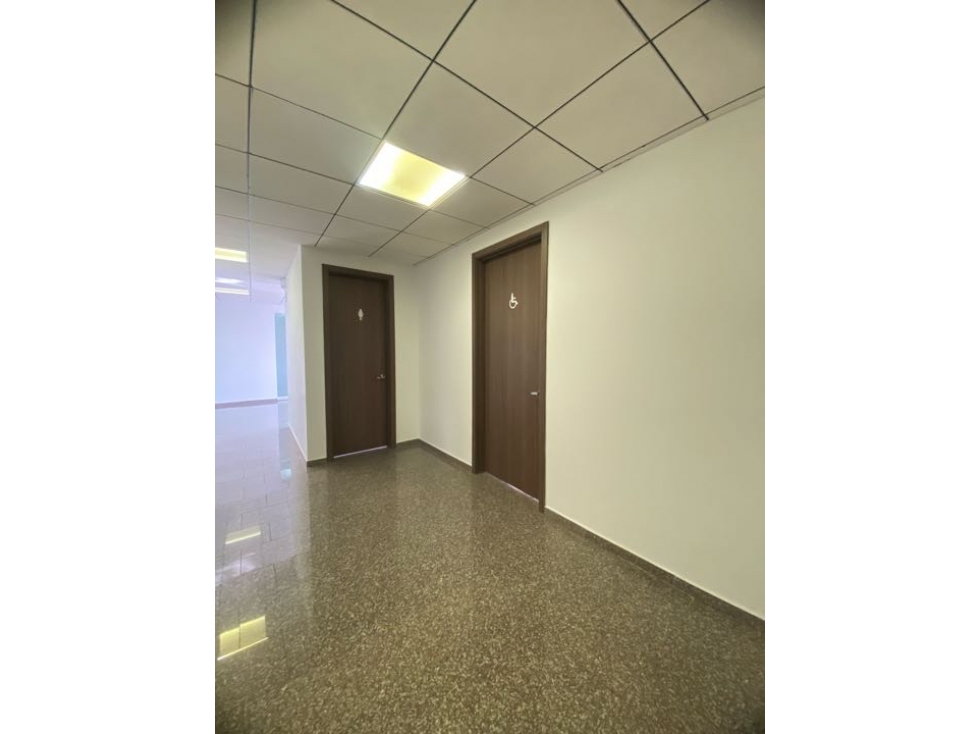 VENTA DE OFICINA EN EL COUNTRY - BARRANQUILLA — foto 6