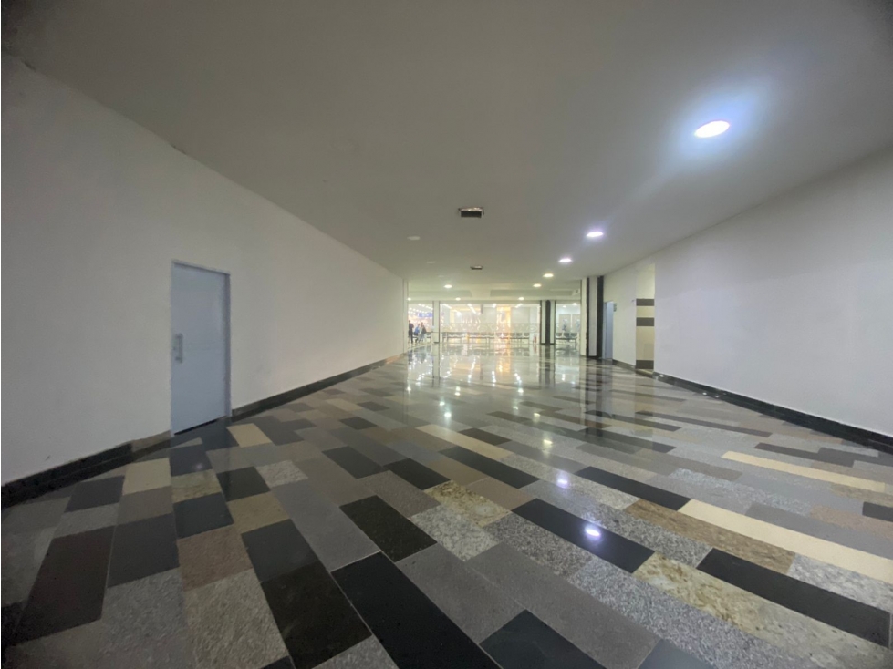 ALQUILER DE LOCAL COMERCIAL EN RIOMAR (ALTAMIRA) - BARRANQUILLA — foto 2