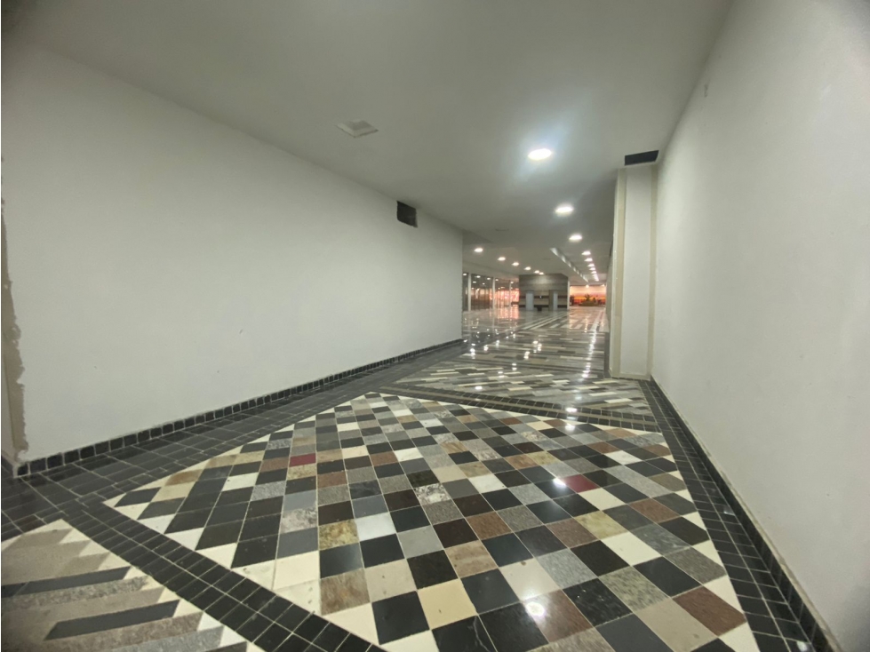 ALQUILER DE LOCAL COMERCIAL EN RIOMAR (ALTAMIRA) - BARRANQUILLA — foto 6