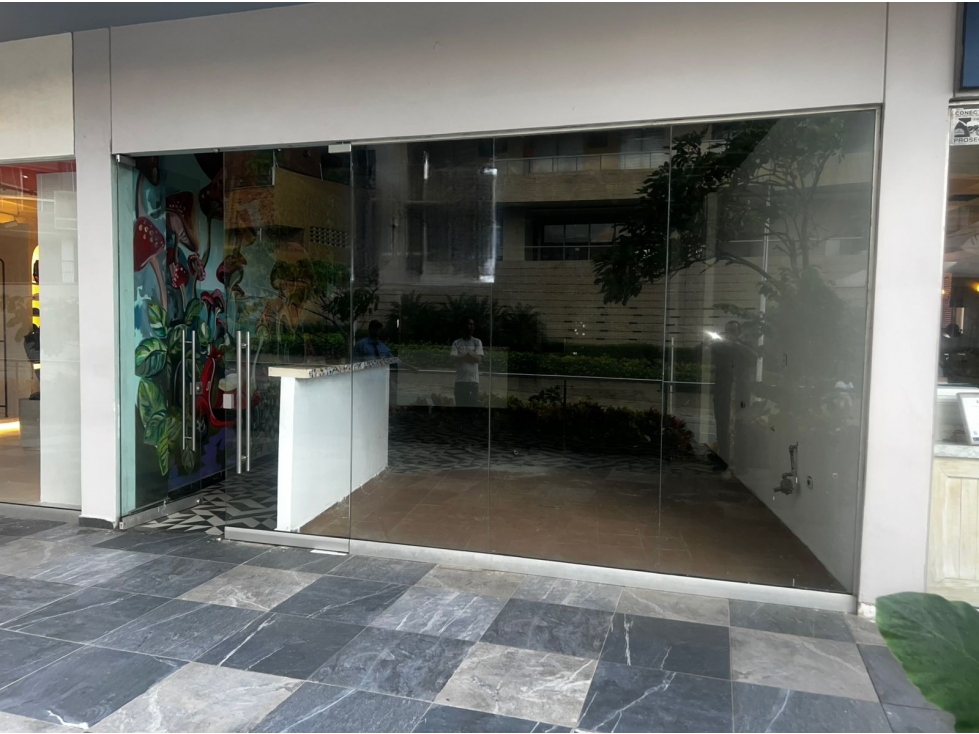 ALQUILER DE LOCAL COMERCIAL EN ALTOS DE RIOMAR - BARRANQUILLA — foto 2
