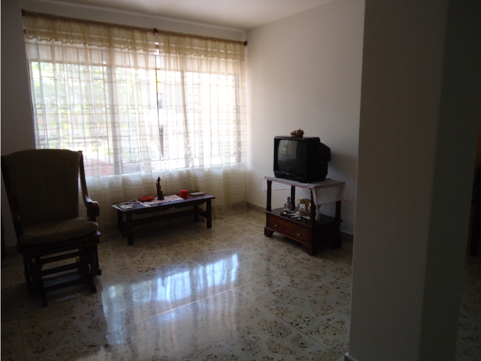 APARTAMENTO EN VENTA BELEN ROSALES (D)