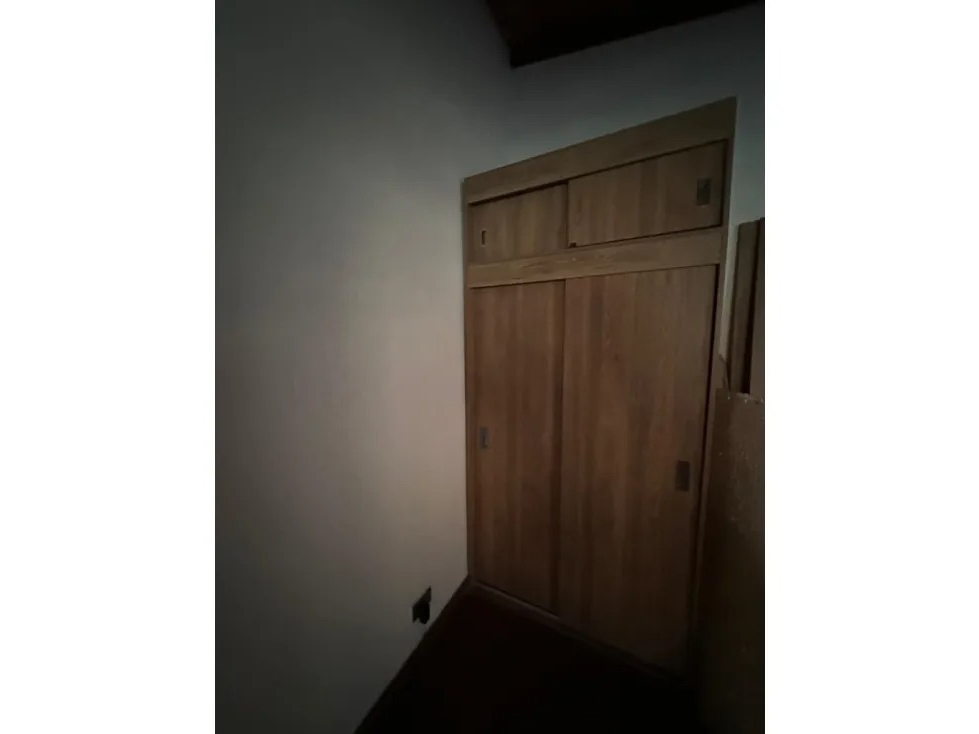 CASA EN VENTA LOS COLORES (L)