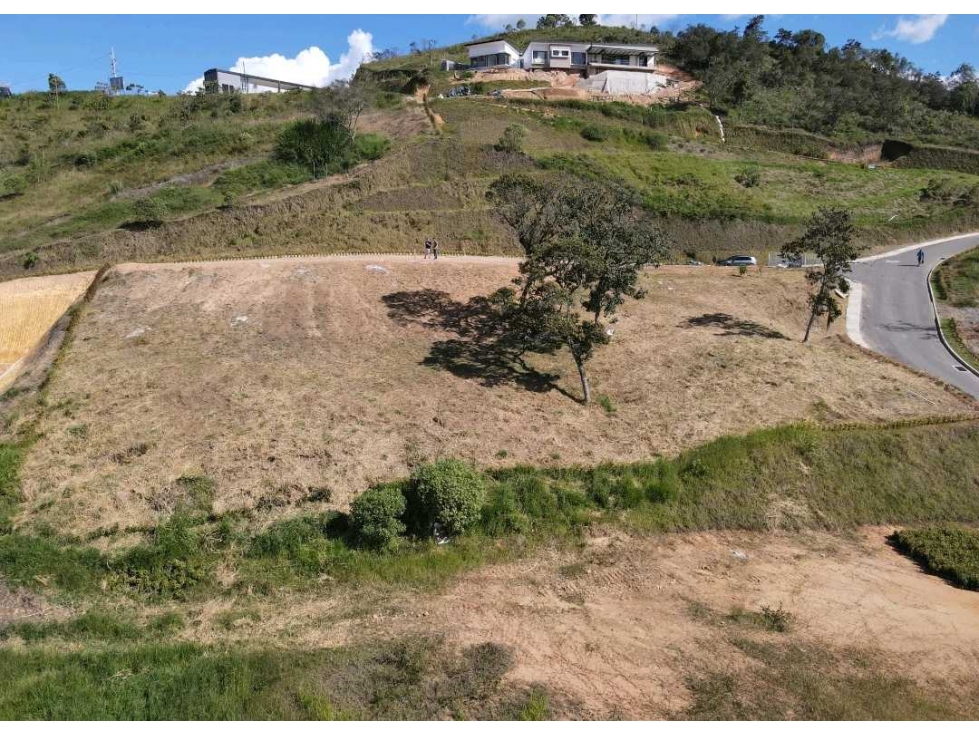 LOTE EN VENTA GUARNE SECTOR LA MOSQUITA (T)