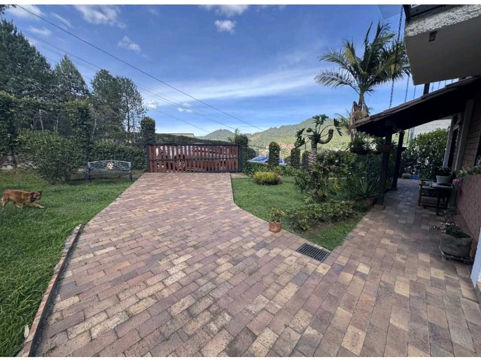 CASA CAMPESTRE EN VENTA EL RETIRO (T)