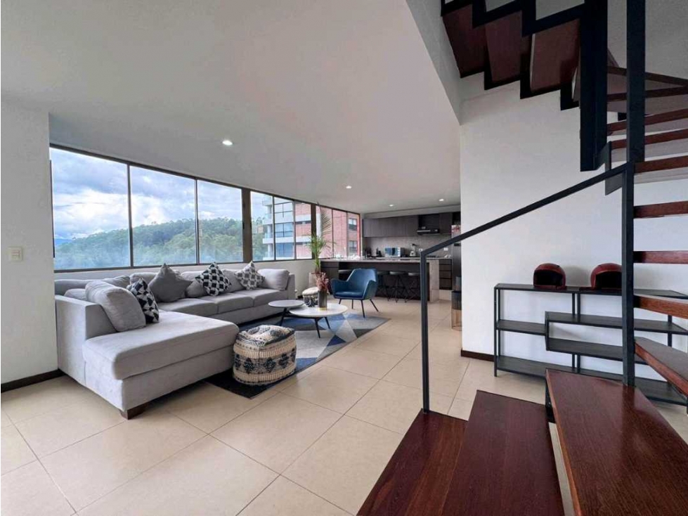 PENTHOUSE EN VENTA ALTOS DEL POBLADO (T)