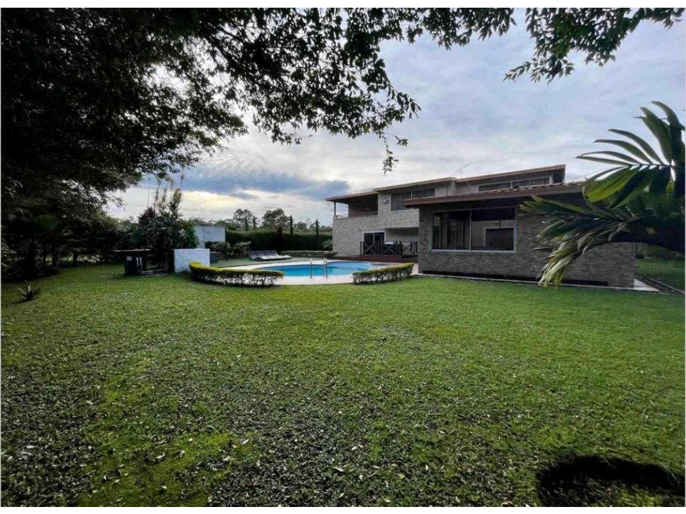 CASA CAMPESTRE EN VENTA LLANOGRANDE (T)