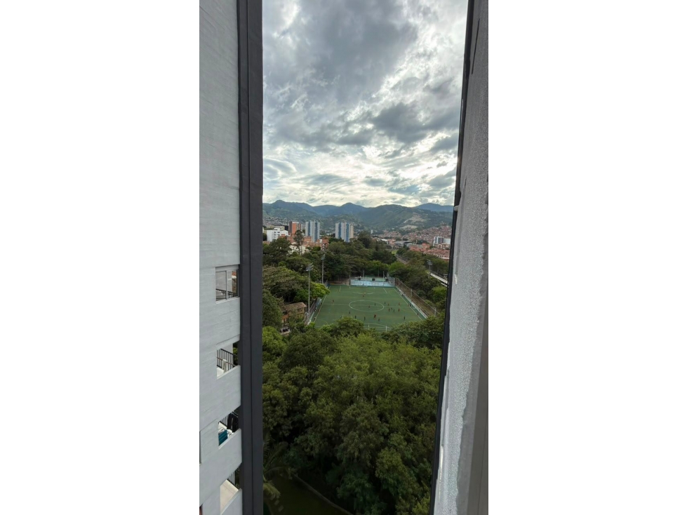 APARTAMENTO EN VENTA EN LA AMERICA DANUBIO (L)