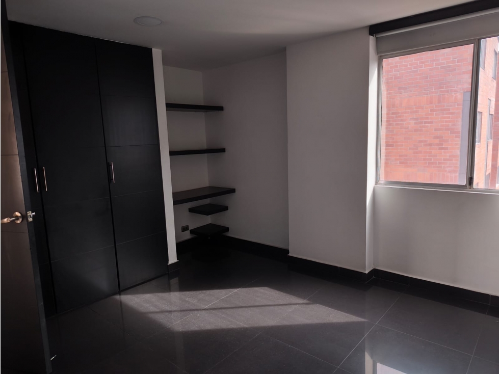 APARTAMENTO EN VENTA POBLADO PATIO BONITO (L)