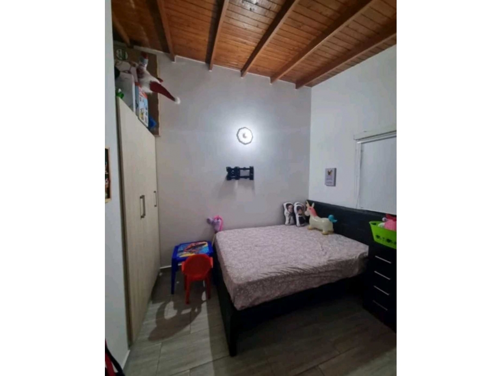 CASA EN VENTA SECTOR SIMON BOLIVAR (T) — foto 6
